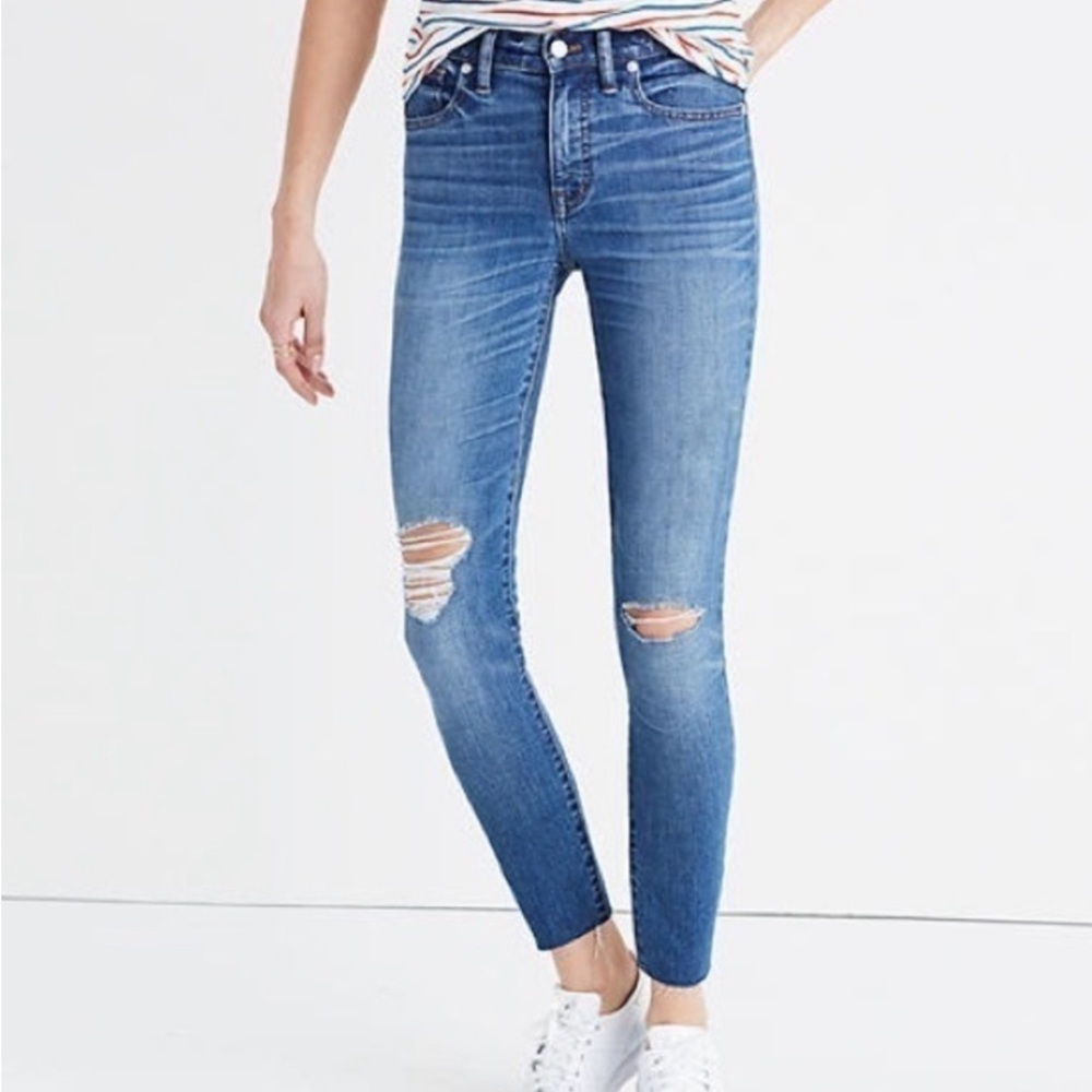 50%offw❤️ Madewell 9"mid Rise Distressed Skinny Jeans 27” waist 28” inseam #79